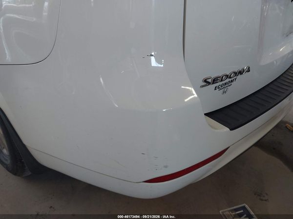 2016 KIA SEDONA L — I155