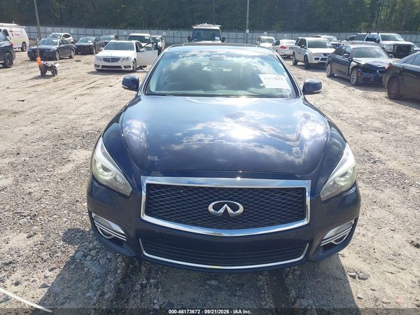 2016 INFINITI Q70L 3.7 — I6