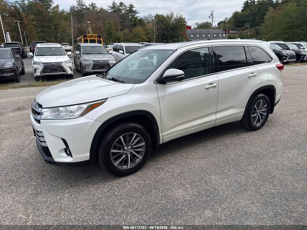 2017 TOYOTA HIGHLANDER — I2