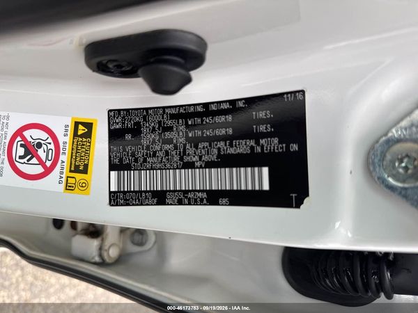 2017 TOYOTA HIGHLANDER XLE — I9