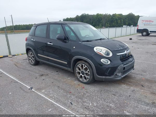 2014 FIAT 500L TREKKING — I1