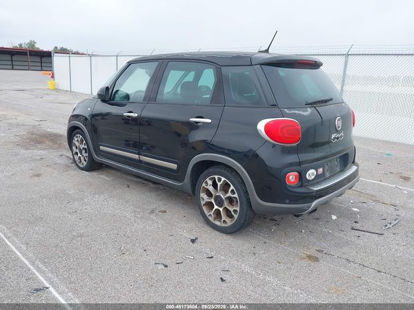 2014 FIAT 500L TREKKING — I3