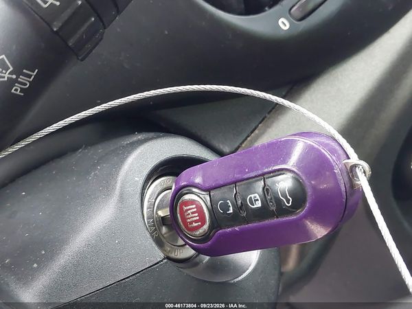 2014 FIAT 500L TREKKING — I11