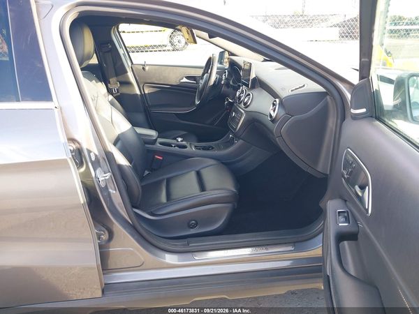 2017 MERCEDES-BENZ GLA 250 4MATIC — I5