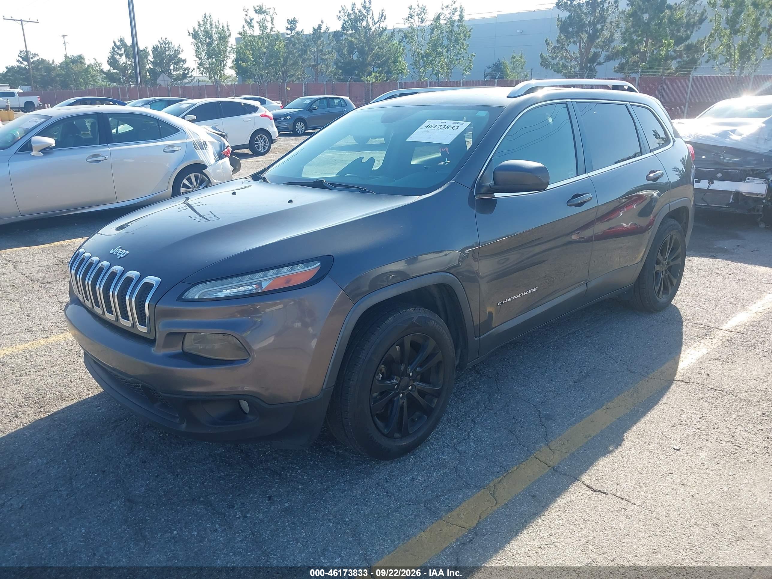 2016 JEEP CHEROKEE LATITUDE — I2
