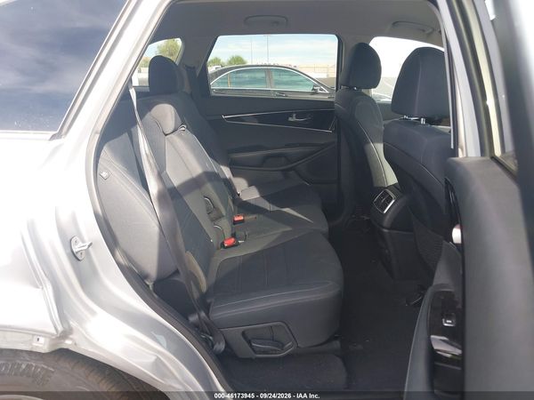 2019 KIA SORENTO 3.3L LX — I8