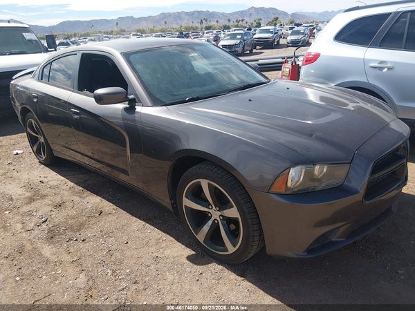 2014 DODGE CHARGER SXT — I1