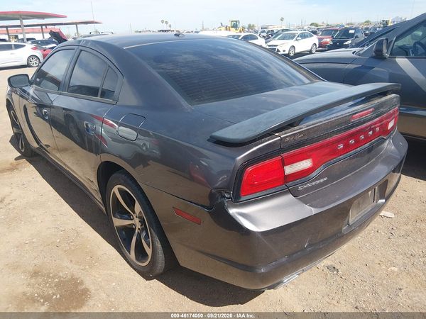 2014 DODGE CHARGER SXT — I3