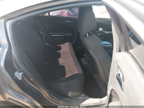 2014 DODGE CHARGER SXT — I8