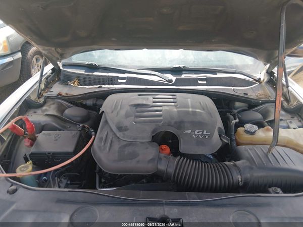 2014 DODGE CHARGER SXT — I10