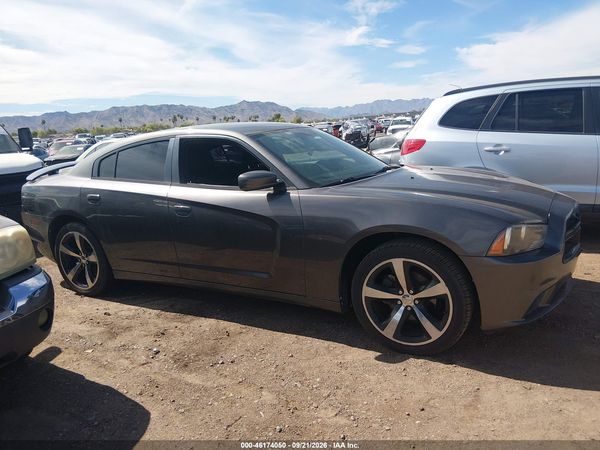 2014 DODGE CHARGER SXT — I116
