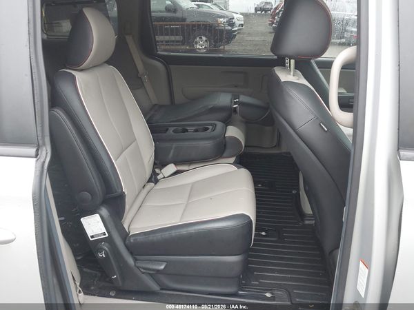 2019 KIA SEDONA EX — I8