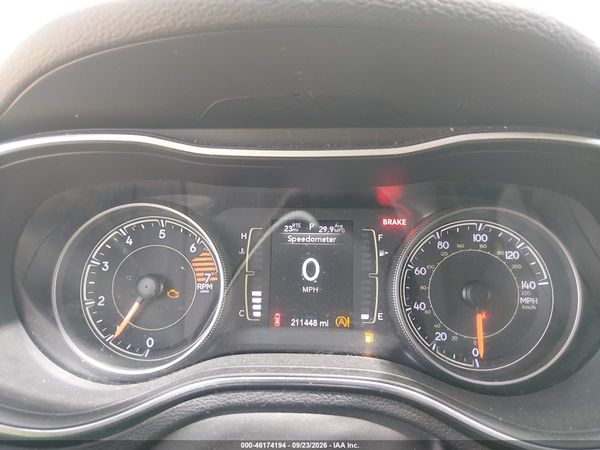 2019 JEEP CHEROKEE LATITUDE PLUS FWD — I7