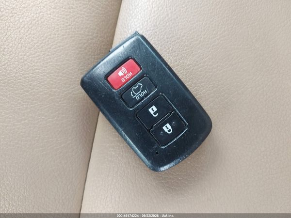 2018 TOYOTA RAV4 LIMITED — I11