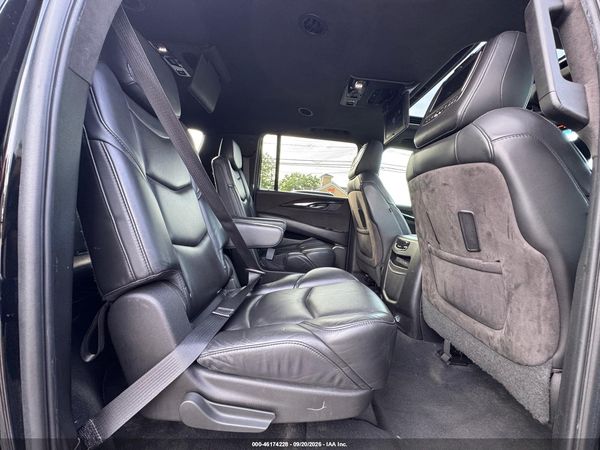 2018 CADILLAC ESCALADE ESV PLATINUM — I6