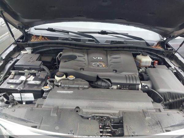 2016 INFINITI QX80 — I10
