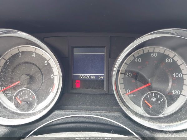 2015 DODGE GRAND CARAVAN SXT — I7