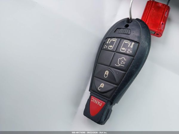 2015 DODGE GRAND CARAVAN SXT — I11