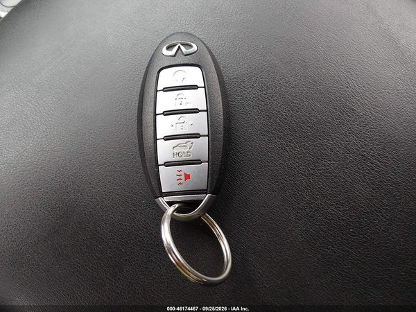 2017 INFINITI QX60 — I11