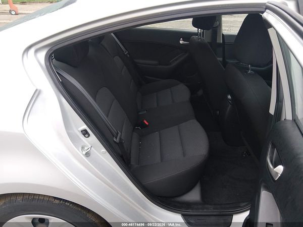 2017 KIA FORTE LX — I8