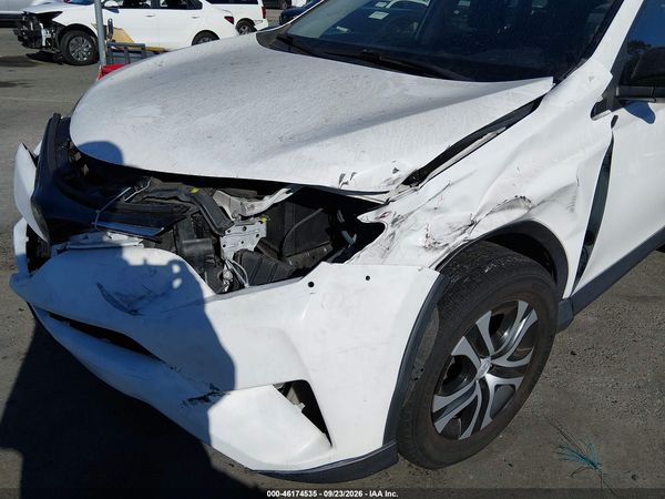 2017 TOYOTA RAV4 LE — I152