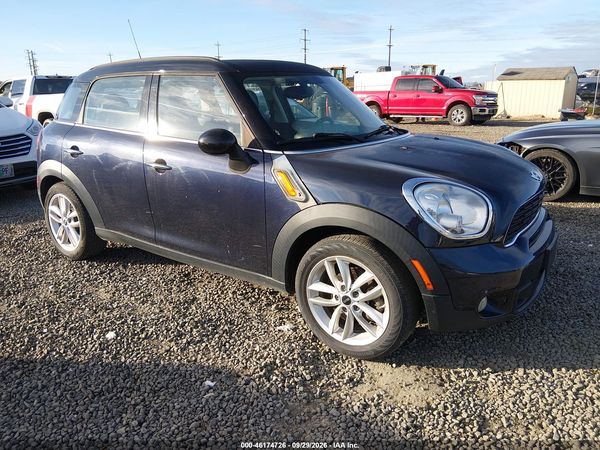 2013 MINI COUNTRYMAN COOPER S — I1
