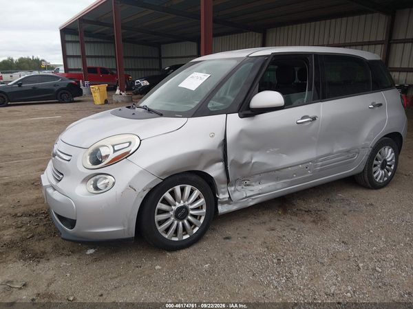 2014 FIAT 500L EASY — I152