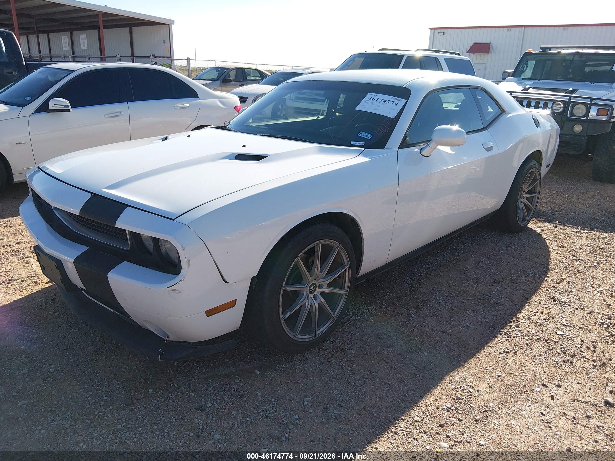 2014 DODGE CHALLENGER SXT — I2