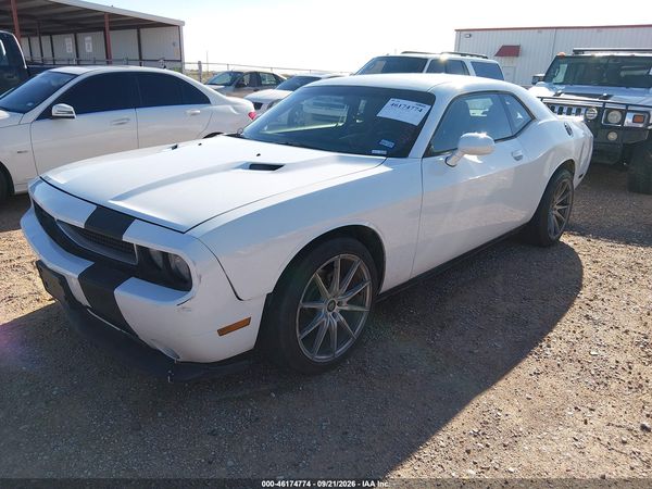 2014 DODGE CHALLENGER SXT — I2