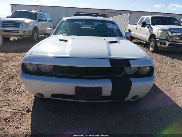 2014 DODGE CHALLENGER SXT — I115