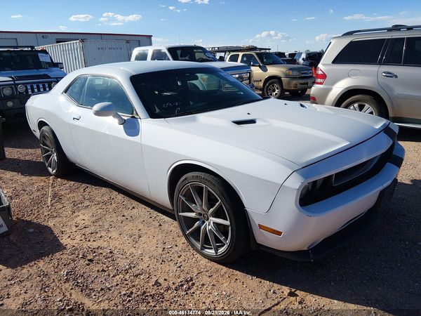 2014 DODGE CHALLENGER SXT — I116