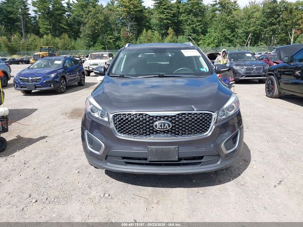 2017 KIA SORENTO 2.4L LX — I115