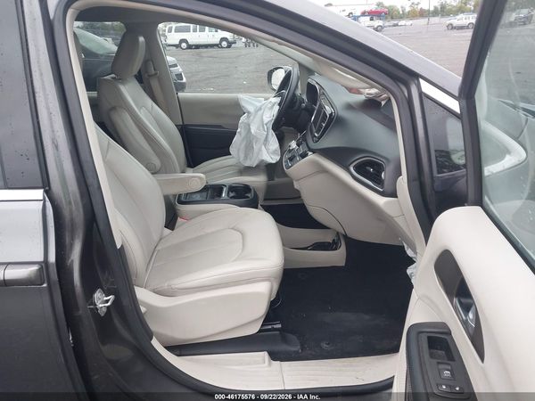 2021 CHRYSLER VOYAGER LXI — I5