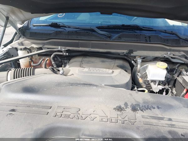 2020 RAM 3500 TRADESMAN  4X2 8' BOX — I10