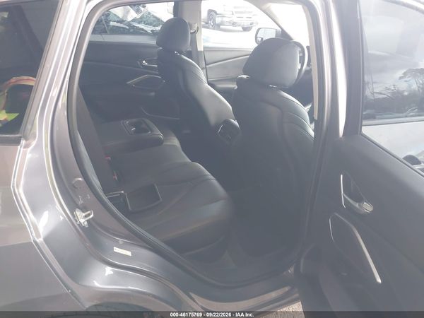 2021 ACURA RDX STANDARD — I8