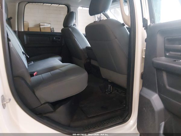 2016 RAM 2500 TRADESMAN — I8