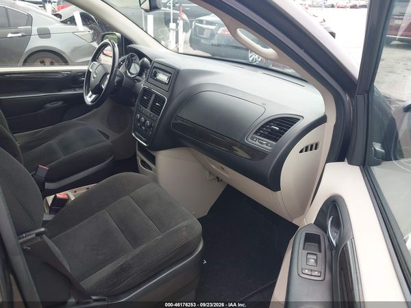 2016 DODGE GRAND CARAVAN SE — I5