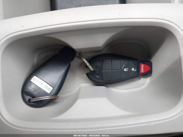 2016 DODGE GRAND CARAVAN SE — I11