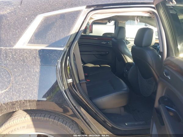 2016 CADILLAC SRX LUXURY COLLECTION — I8