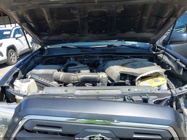 2017 TOYOTA TACOMA SR5 V6 — I10
