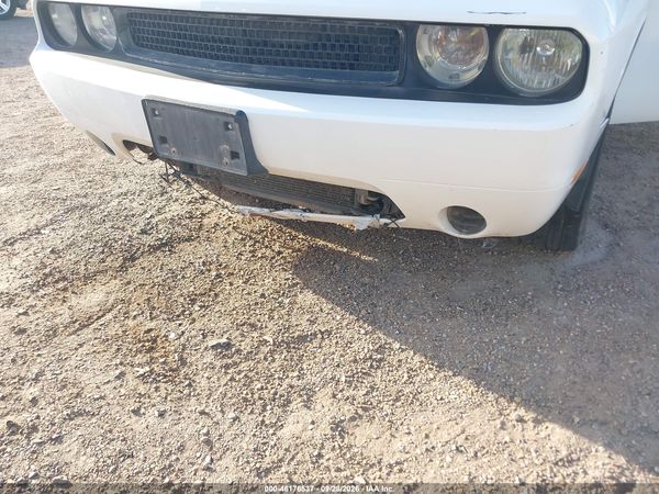 2012 DODGE CHALLENGER SXT — I6