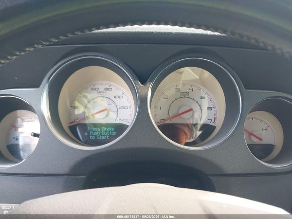 2012 DODGE CHALLENGER SXT — I7