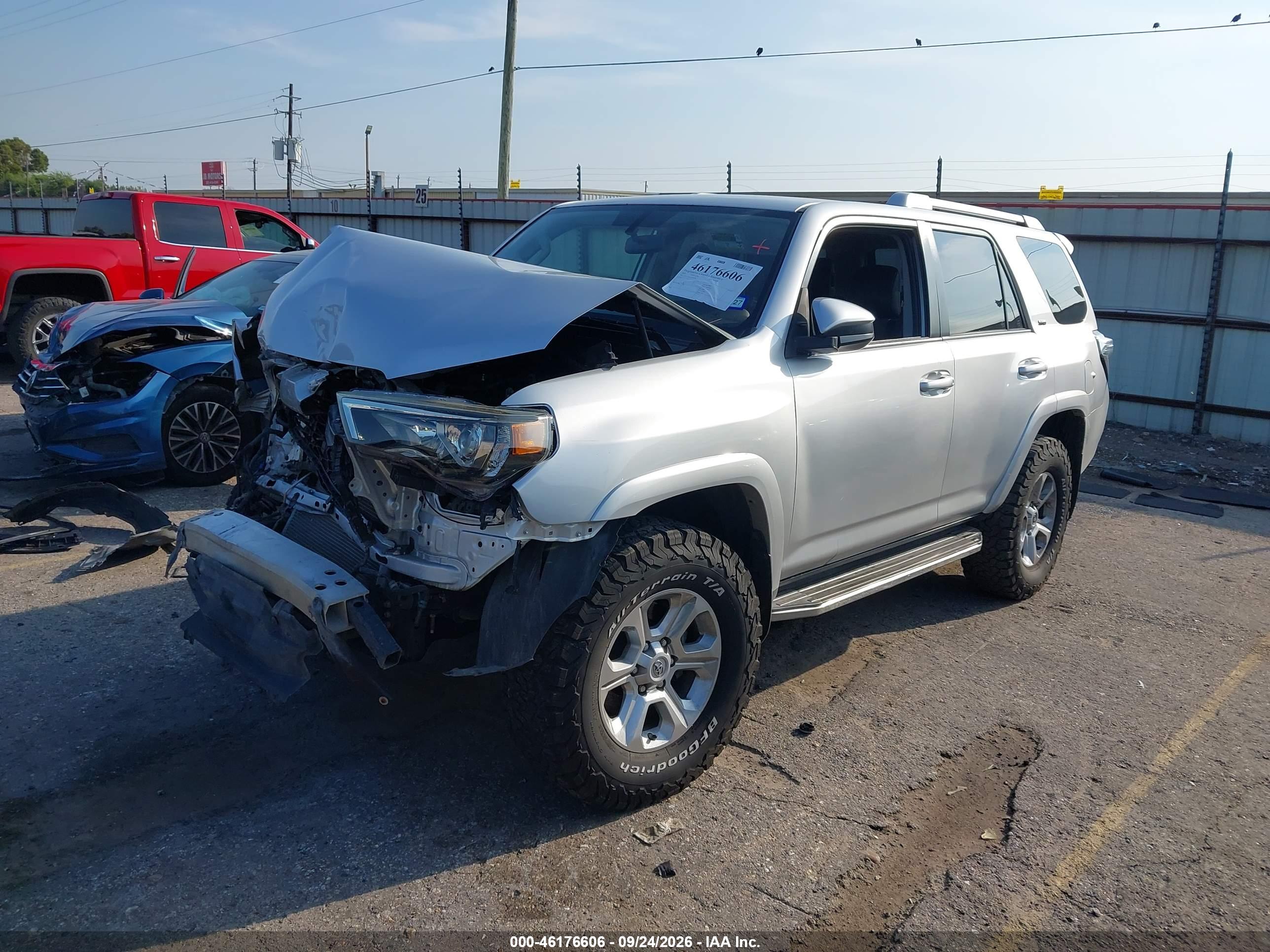 2018 TOYOTA 4RUNNER SR5 — I2