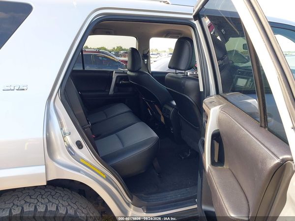 2018 TOYOTA 4RUNNER SR5 — I8