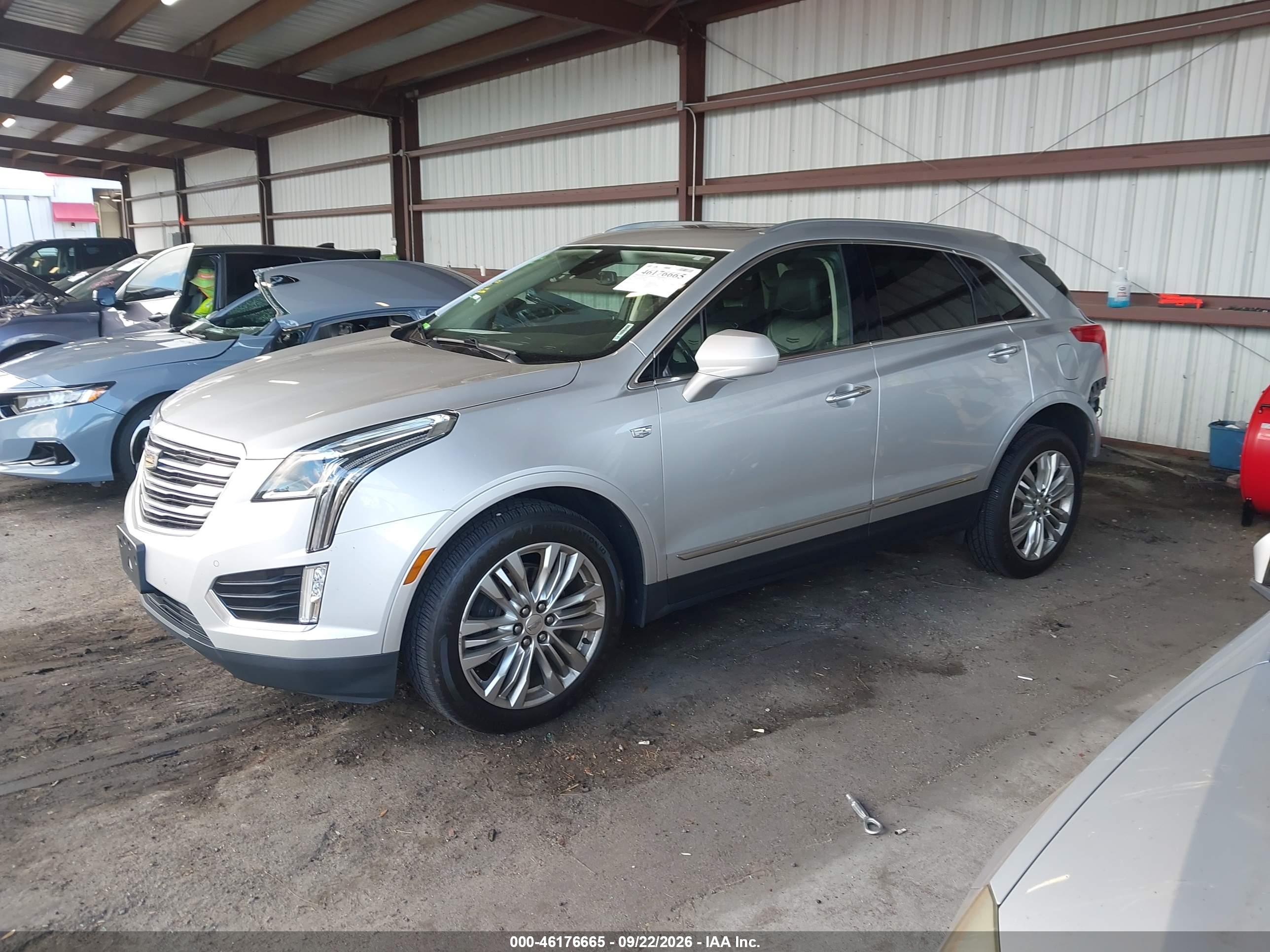 2019 CADILLAC XT5 PREMIUM LUXURY — I2
