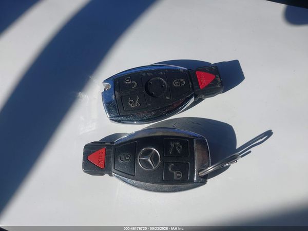 2013 MERCEDES-BENZ E 350 4MATIC — I11