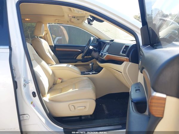 2017 TOYOTA HIGHLANDER LIMITED PLATINUM — I5