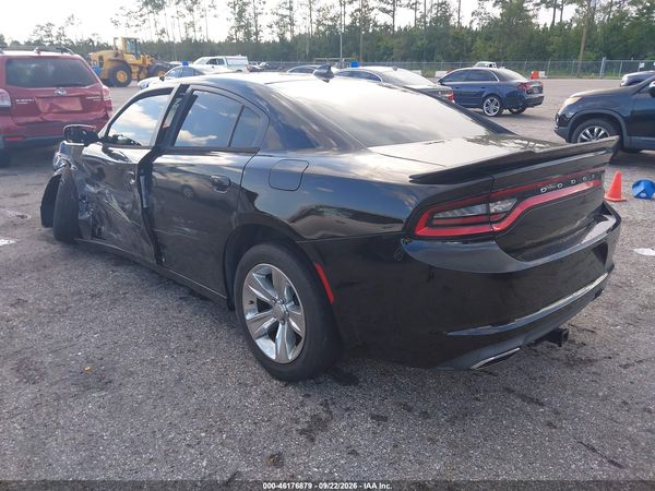 2016 DODGE CHARGER SXT — I3