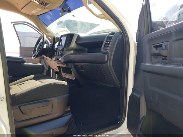 2020 RAM 3500 TRADESMAN  4X4 8' BOX — I7
