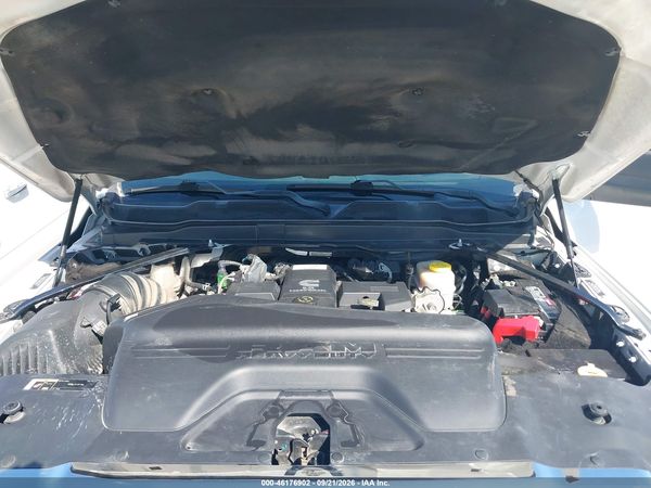 2020 RAM 3500 TRADESMAN  4X4 8' BOX — I10